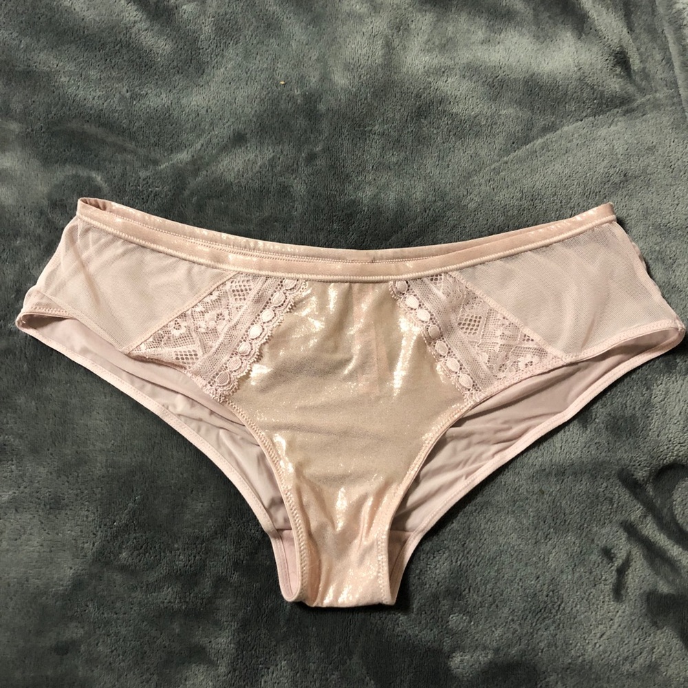Victoria secret body by Victoria hipster underwear
